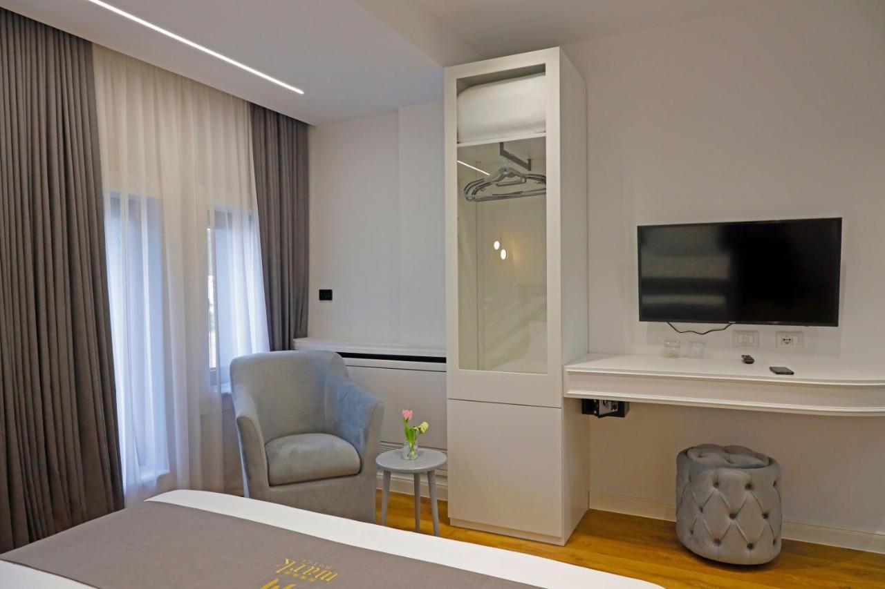 Hotel Tirana