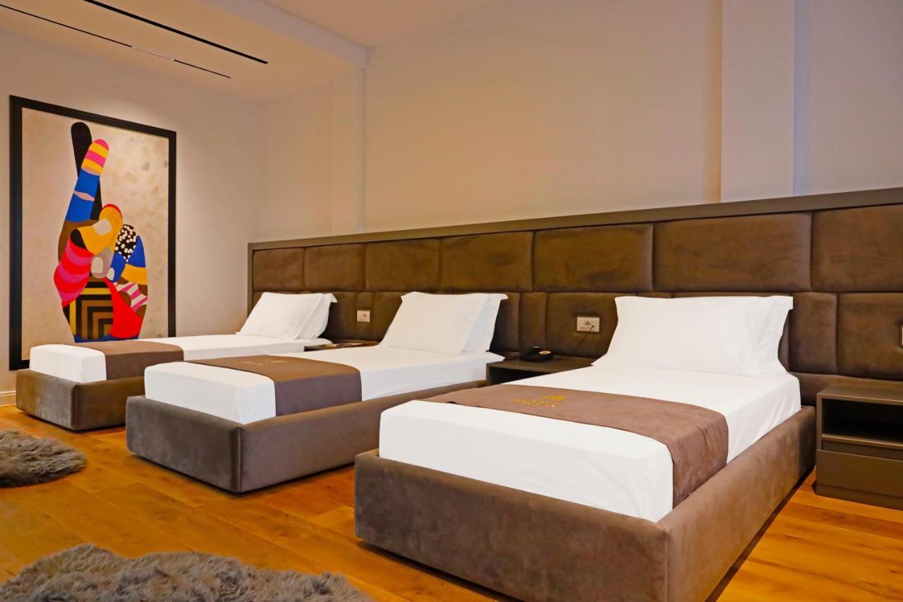 Tirana Hotel Bërxull